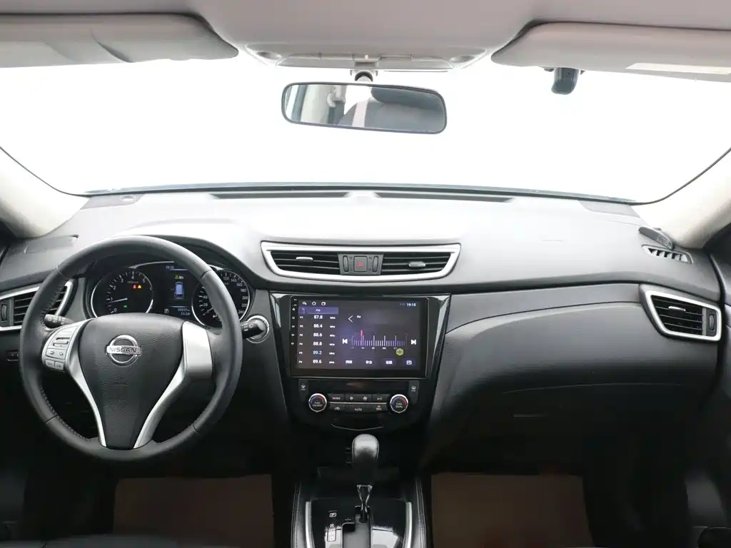 Nissan X-Trail — миниатюра 12