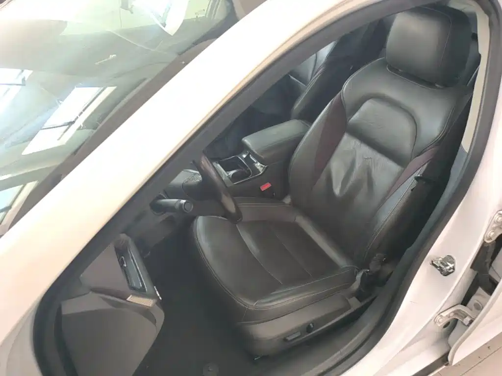 Chevrolet Malibu — миниатюра 15