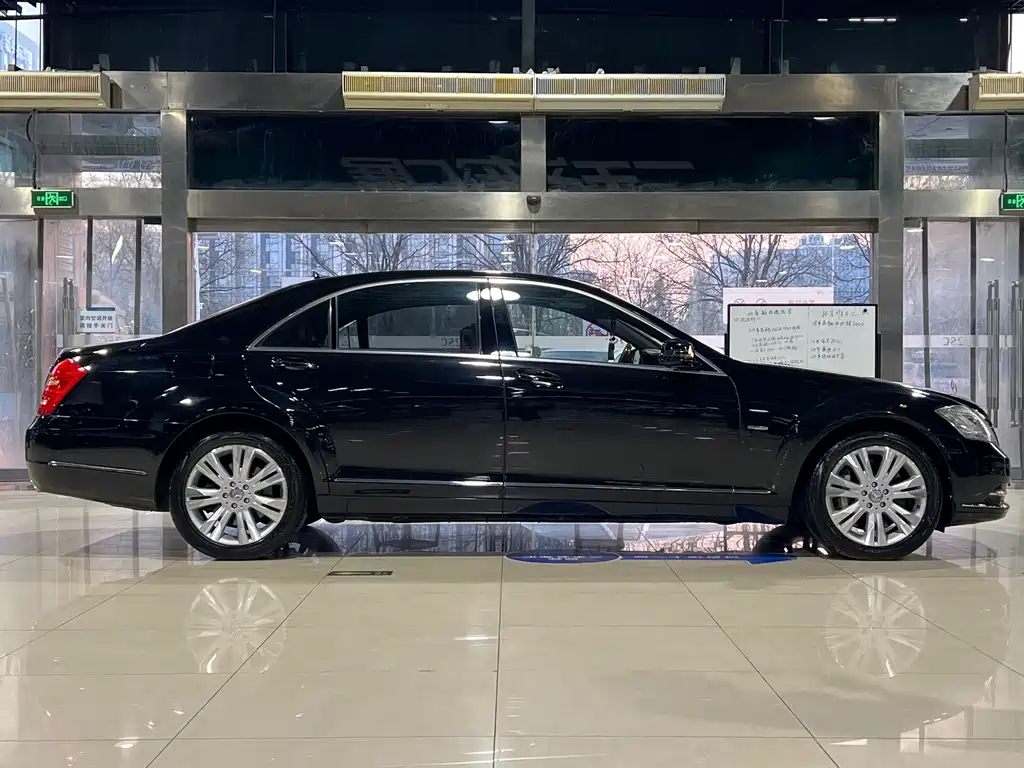 Mercedes-Benz S-Class S 2011 S 500 L CGI 4MATIC
