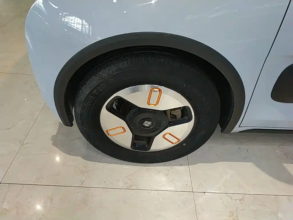 Baojun KiWi EV — миниатюра 23