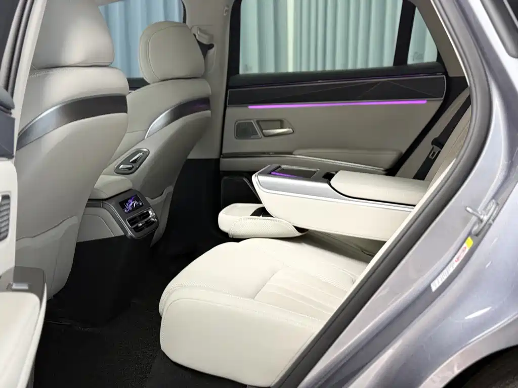 BYD Хань Ли — миниатюра 5