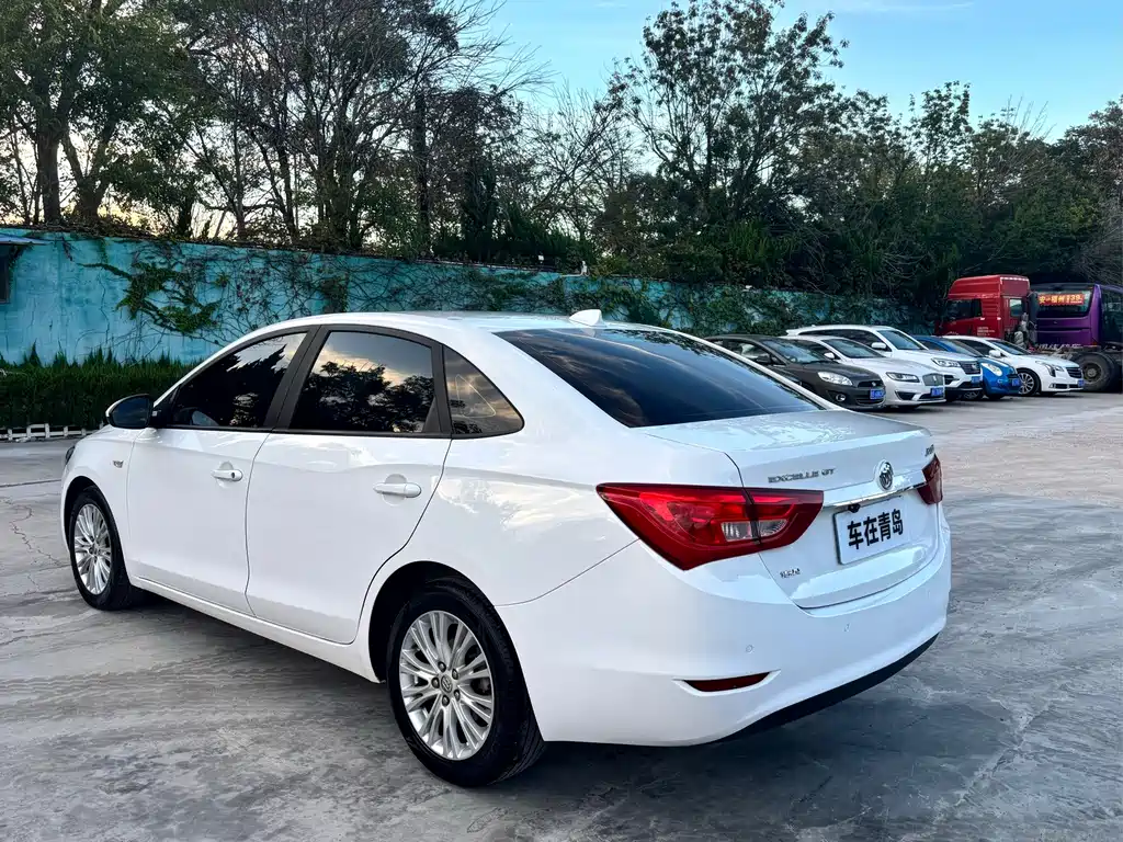 Buick Excelle — миниатюра 5
