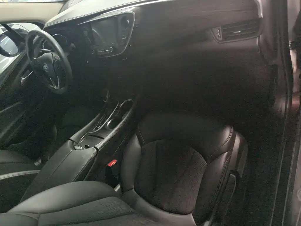 Buick Envision Plus — миниатюра 13