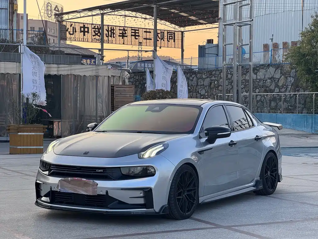 Lynk & Co 03 — миниатюра 4