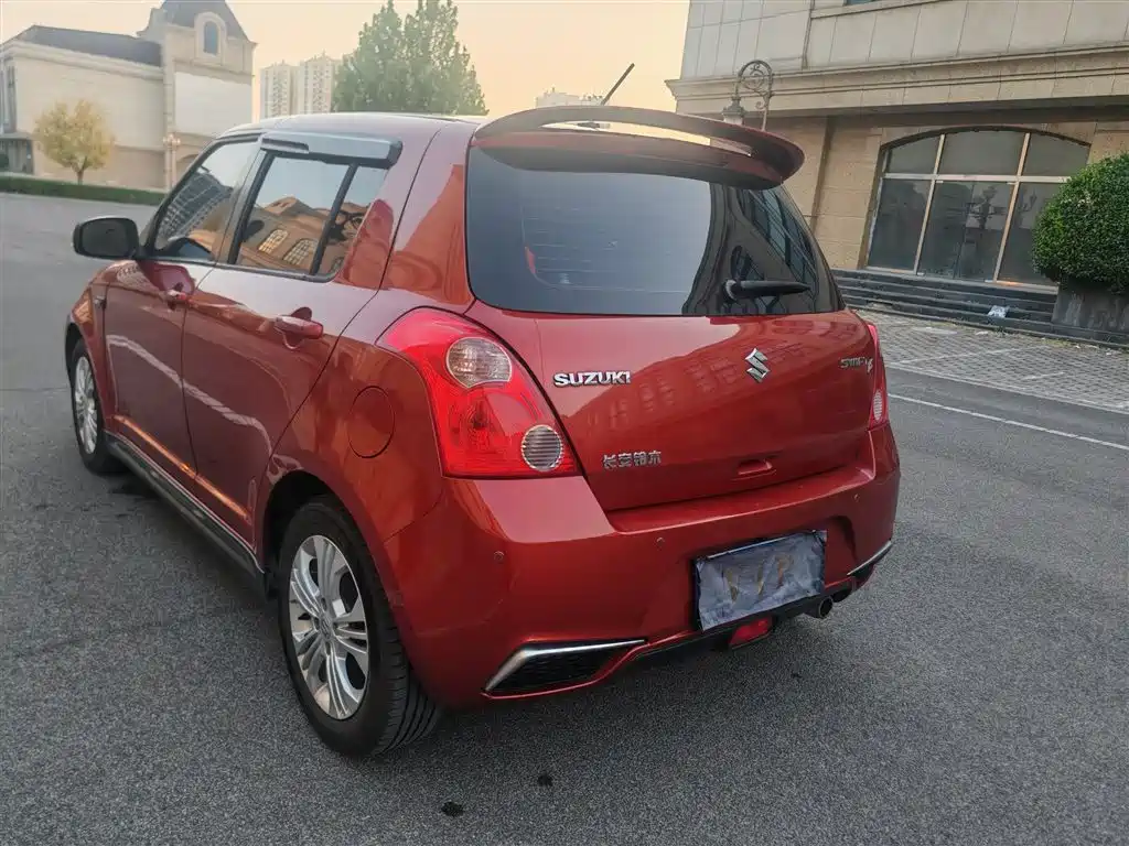 Suzuki Swift — миниатюра 19