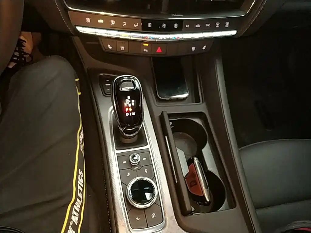 Cadillac CT5 — миниатюра 14