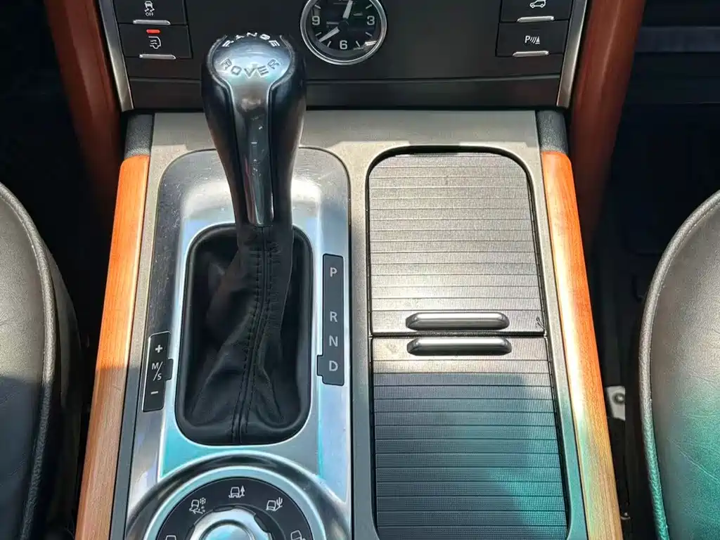 Land Rover Range Rover — миниатюра 13