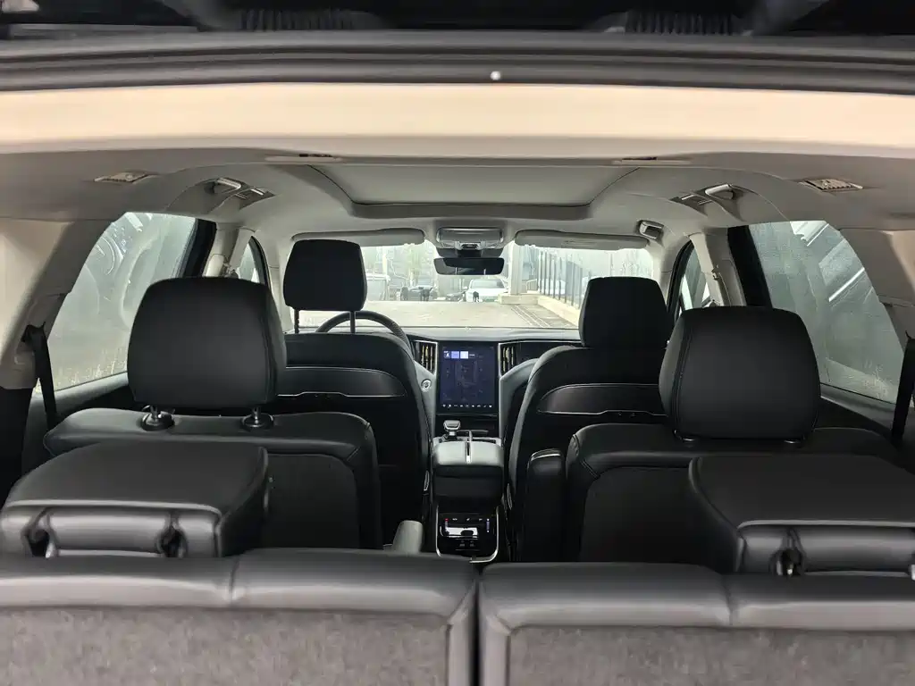 Hongqi HONGQI HS7 PHEV