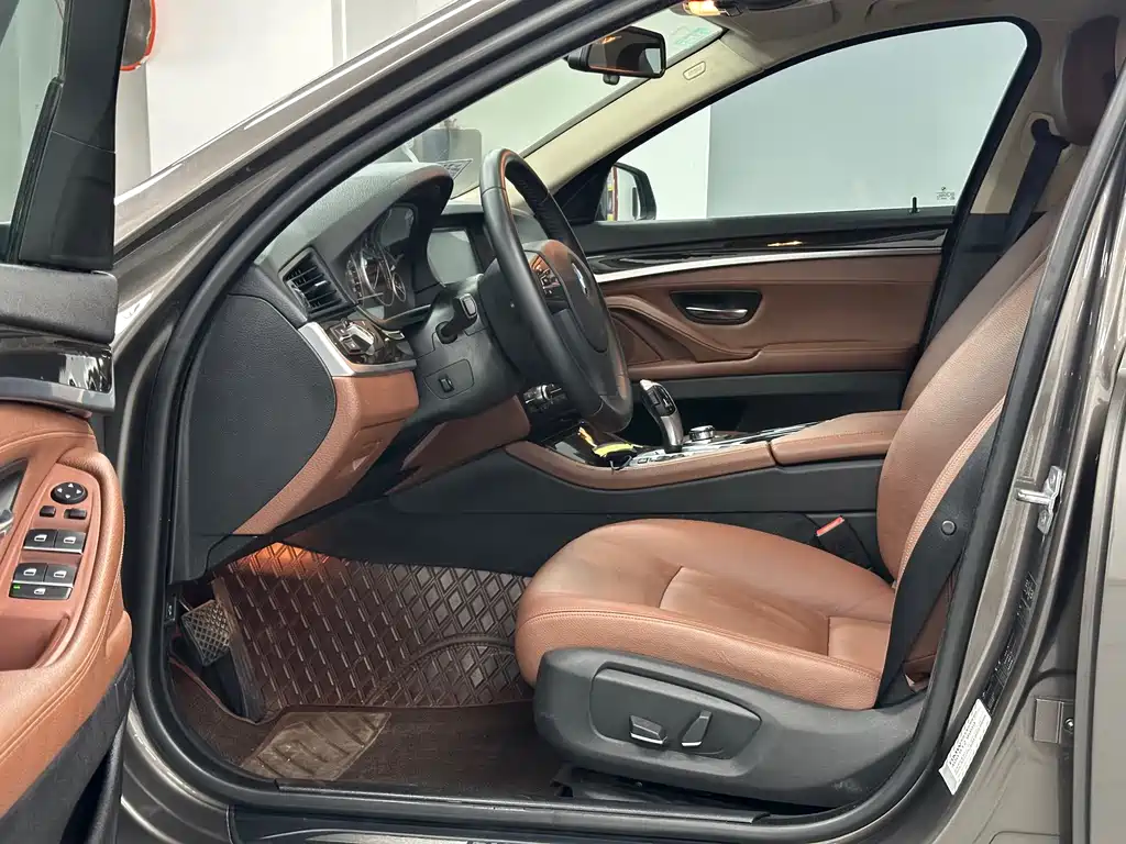 BMW 5 Series 5 2014 525Li Lead