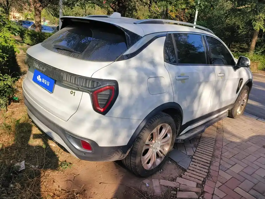 Lynk & Co 01 — миниатюра 3