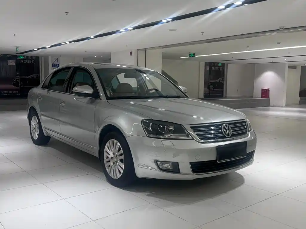 Volkswagen Passat Lingyu — миниатюра 3