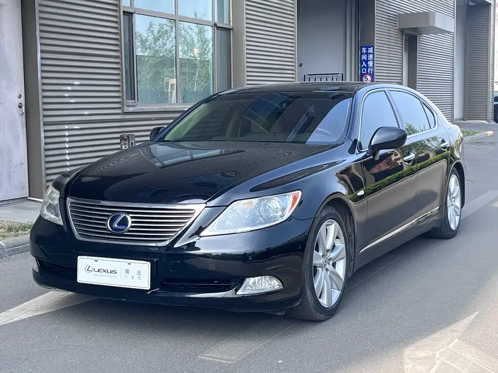 Lexus LS 2008