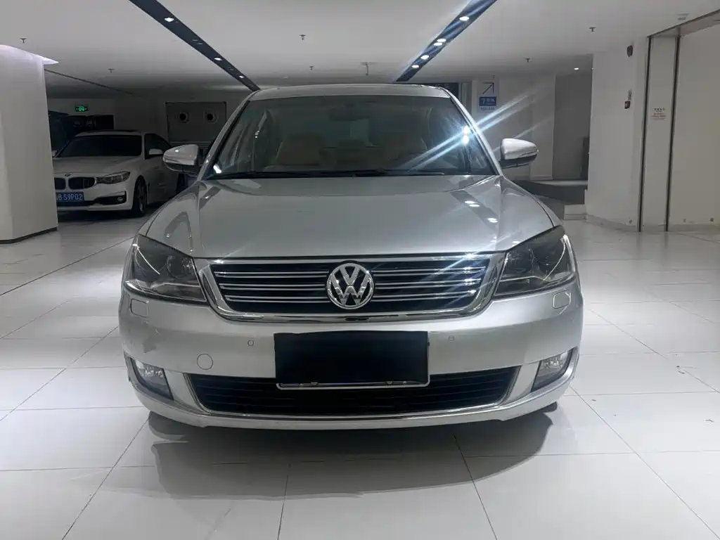 Volkswagen Passat Lingyu — миниатюра 2