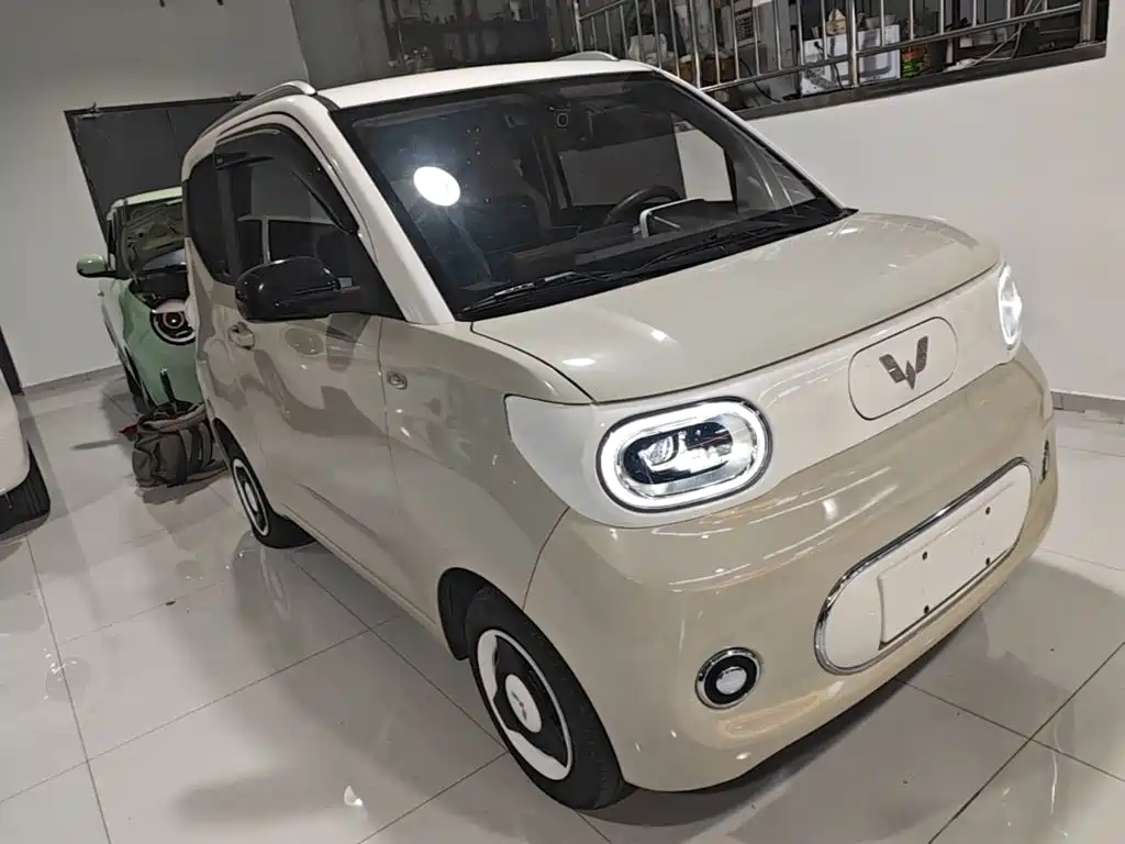 Wuling MINIEV — миниатюра 4
