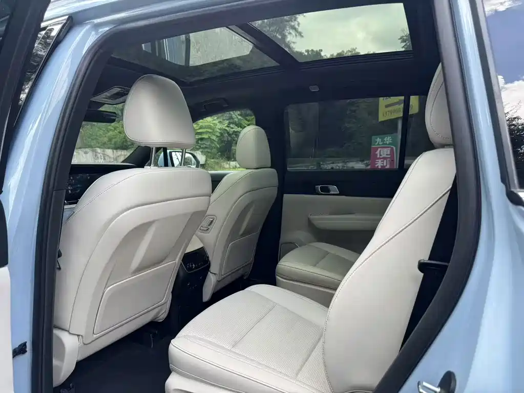 Li Auto Li ONE — миниатюра 6
