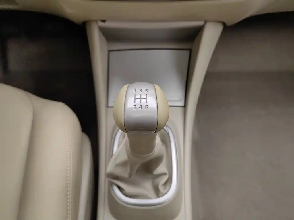 Nissan Sylphy — миниатюра 13
