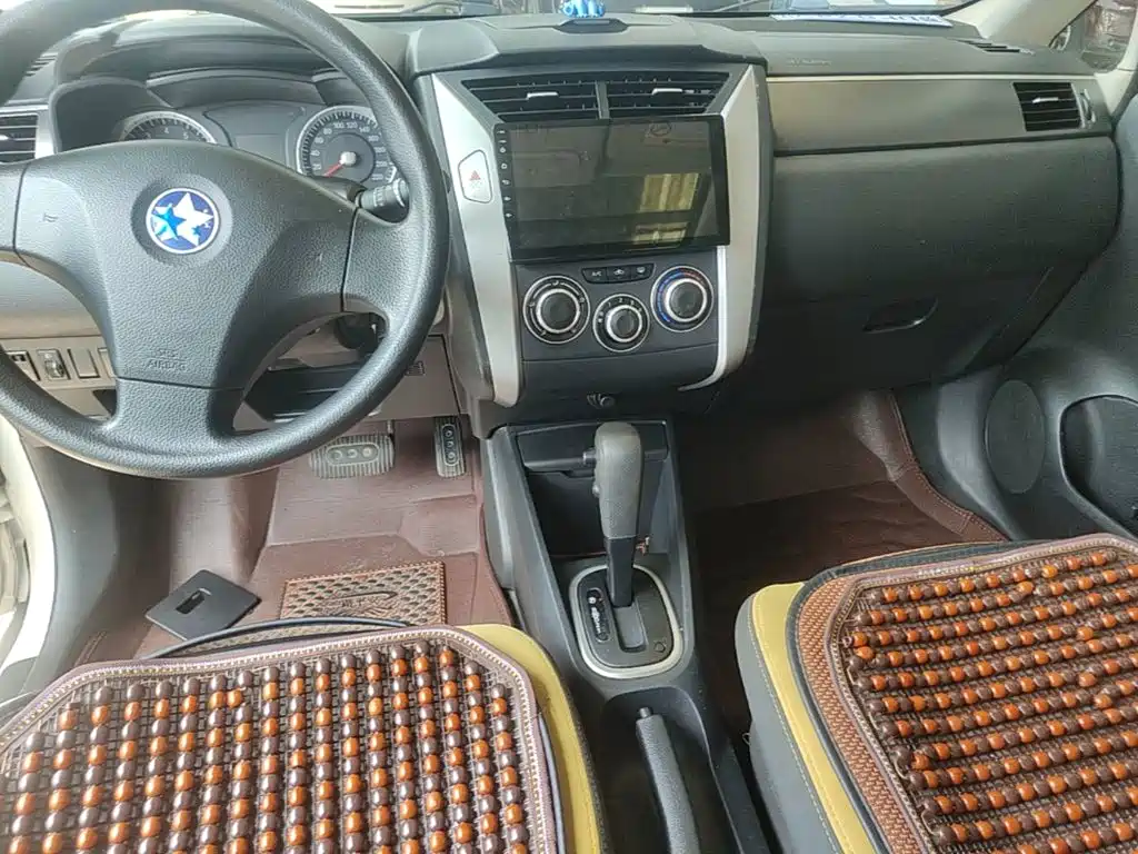 Venucia R50X — миниатюра 13