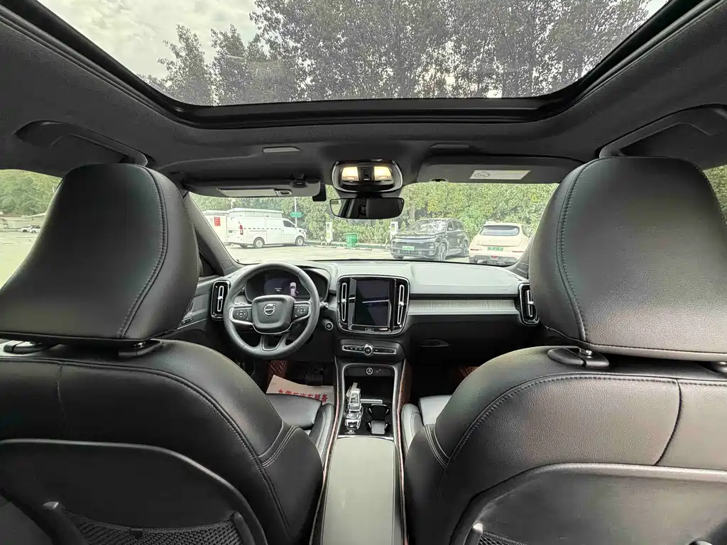 Volvo XC40 — миниатюра 20