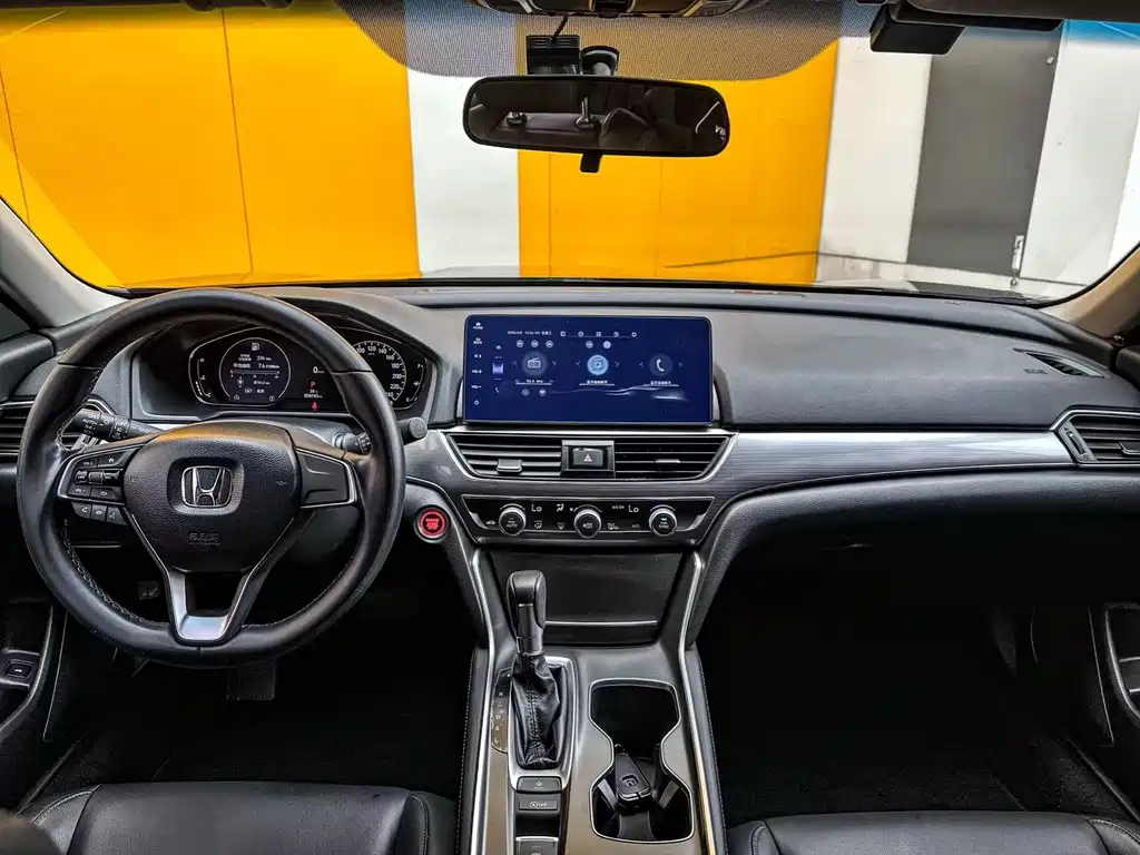 Honda Accord 2022 260TURBO Luxury