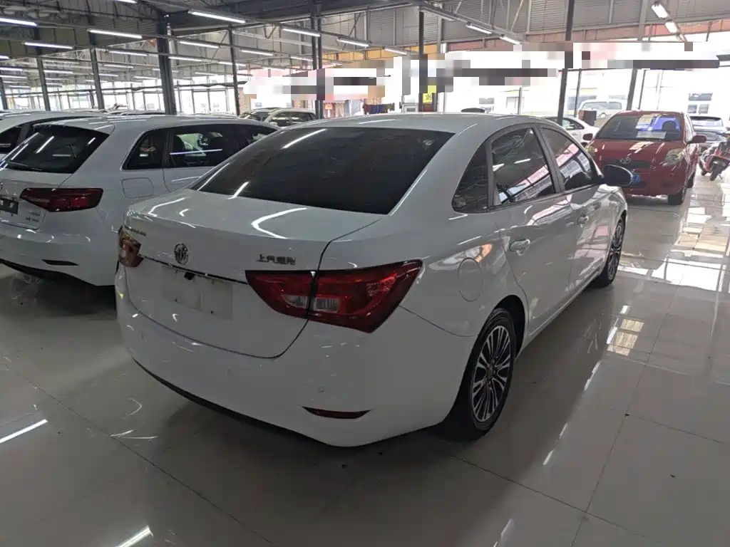 Buick Excelle — миниатюра 7