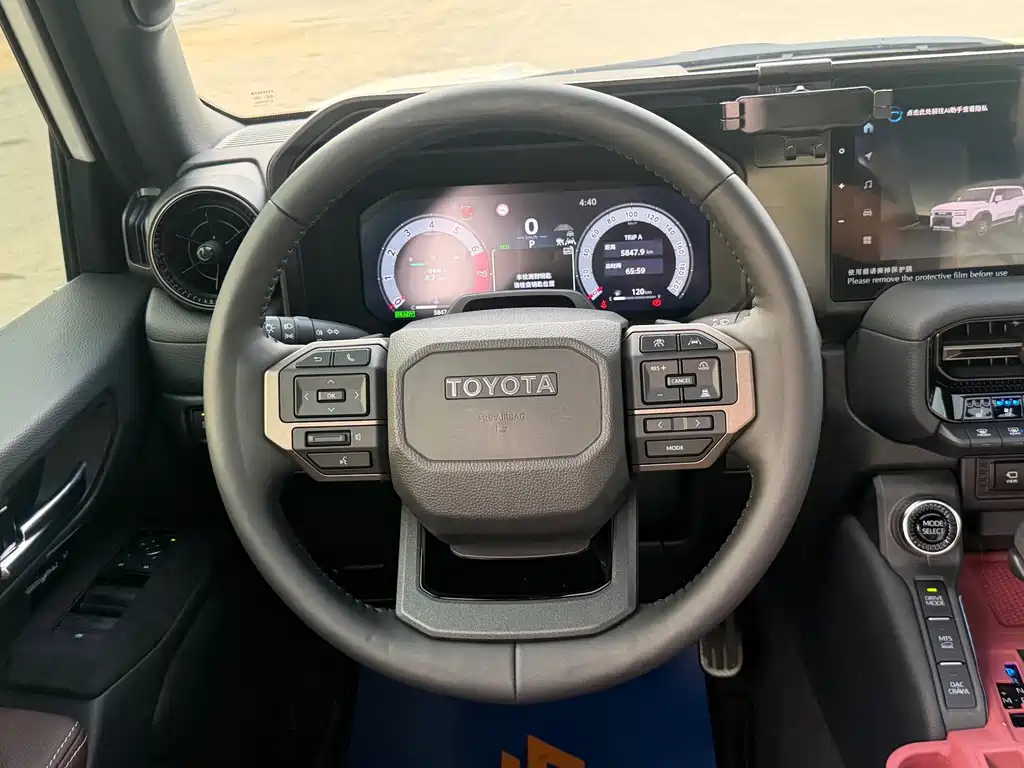 Toyota Prado — миниатюра 14