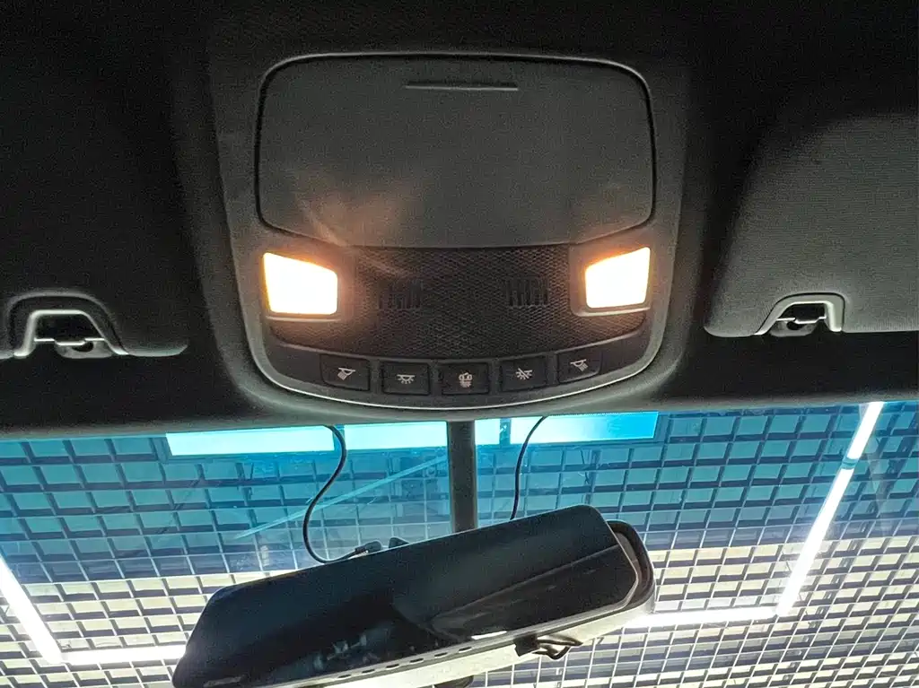 Lincoln MKZ — миниатюра 16