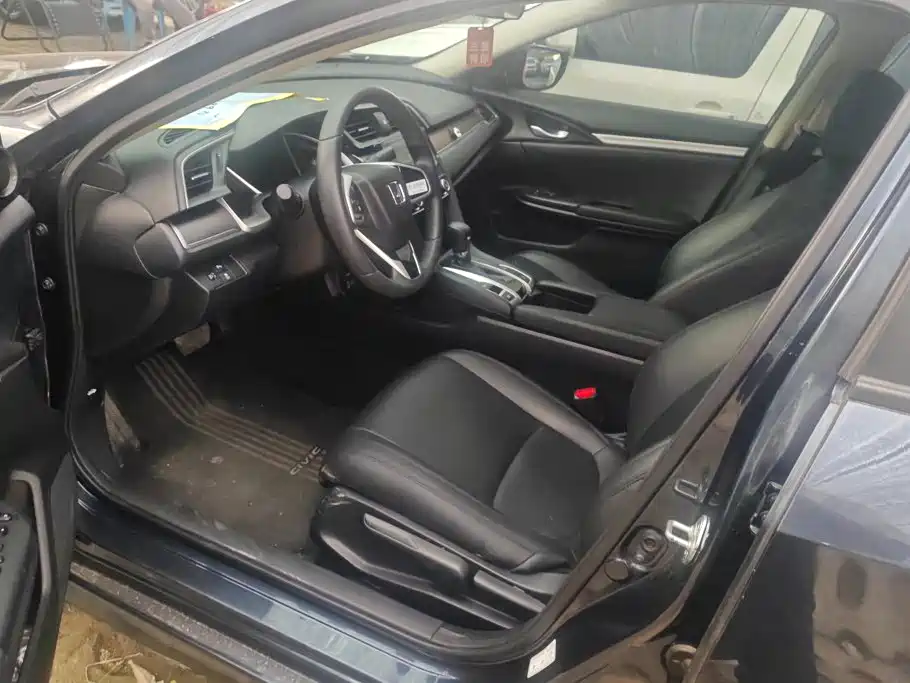 Honda Civic — миниатюра 9