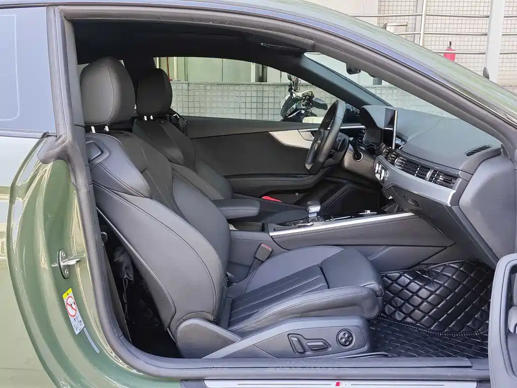 Audi A5 (Import) — миниатюра 13
