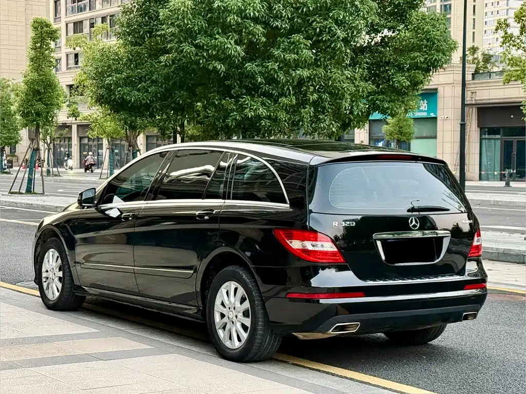 Mercedes-Benz R-Class — миниатюра 6