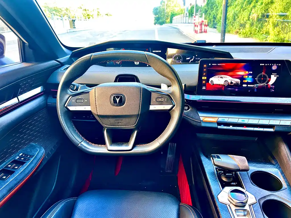 Changan UNI-V — миниатюра 12