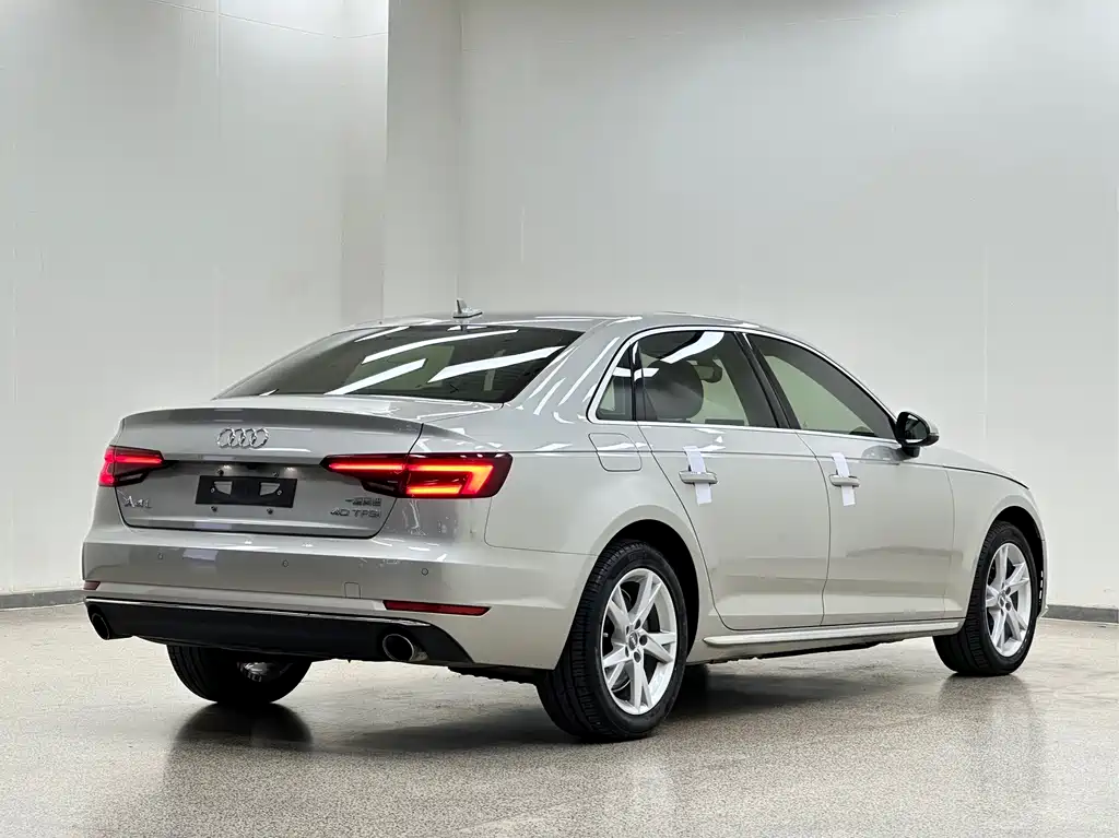 Audi A4L — миниатюра 5