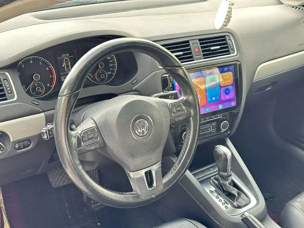 Volkswagen Sagitar — миниатюра 5