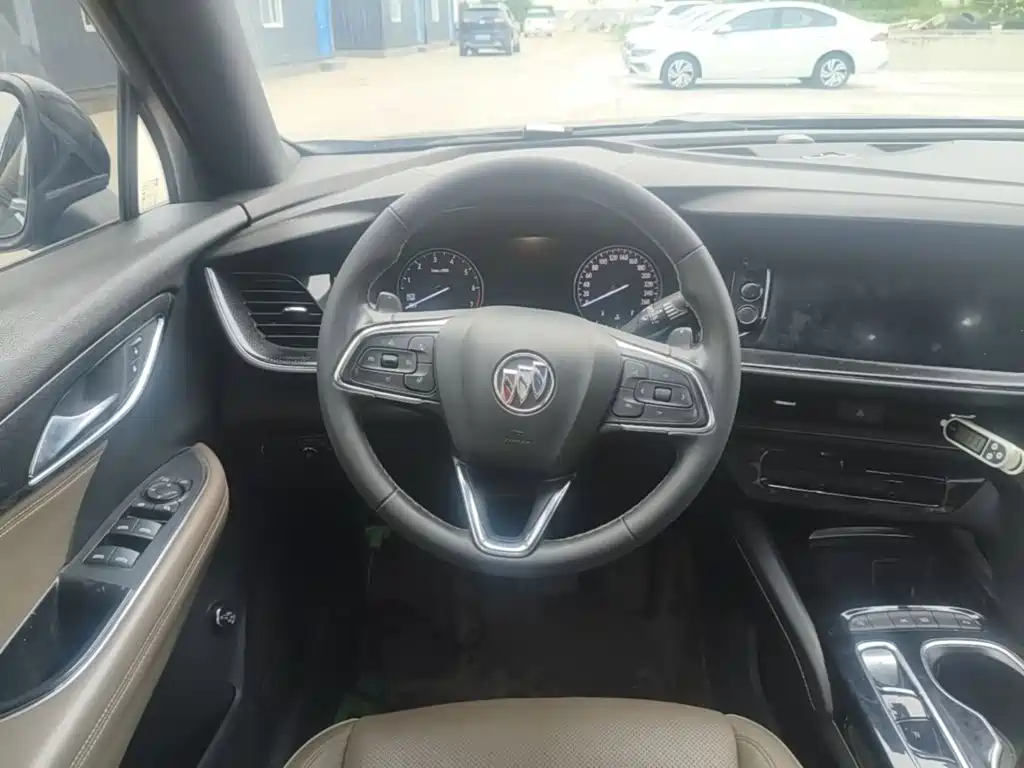 Buick Envision Plus — миниатюра 11