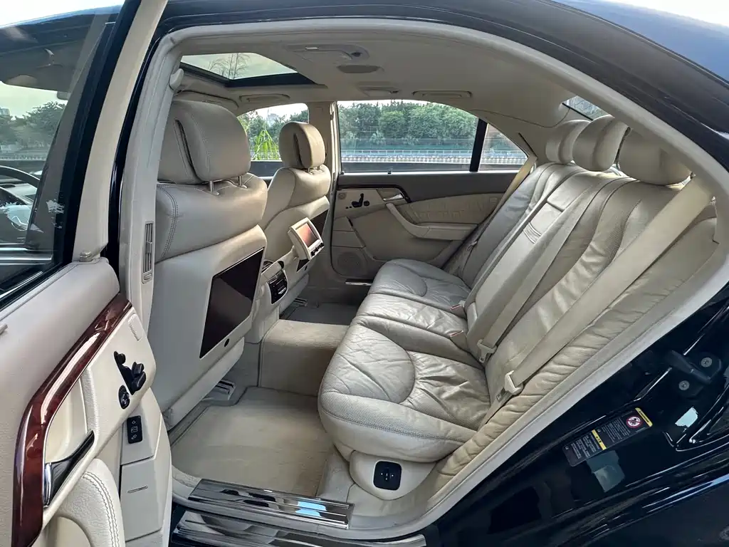 Mercedes-Benz S-Class — миниатюра 6