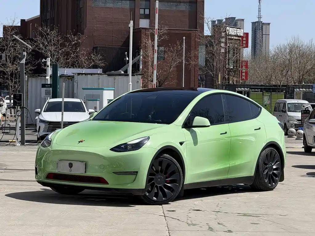 Tesla Model Y 2022
