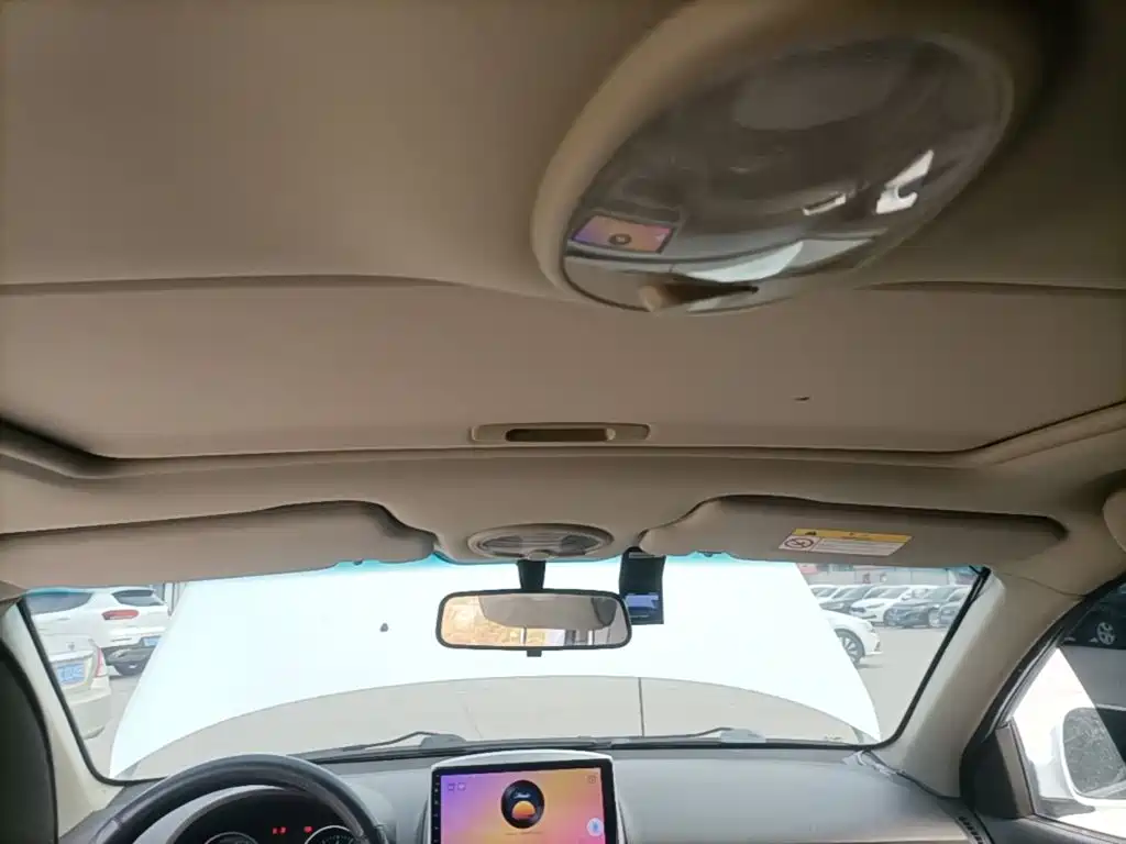 Buick Excelle — миниатюра 18