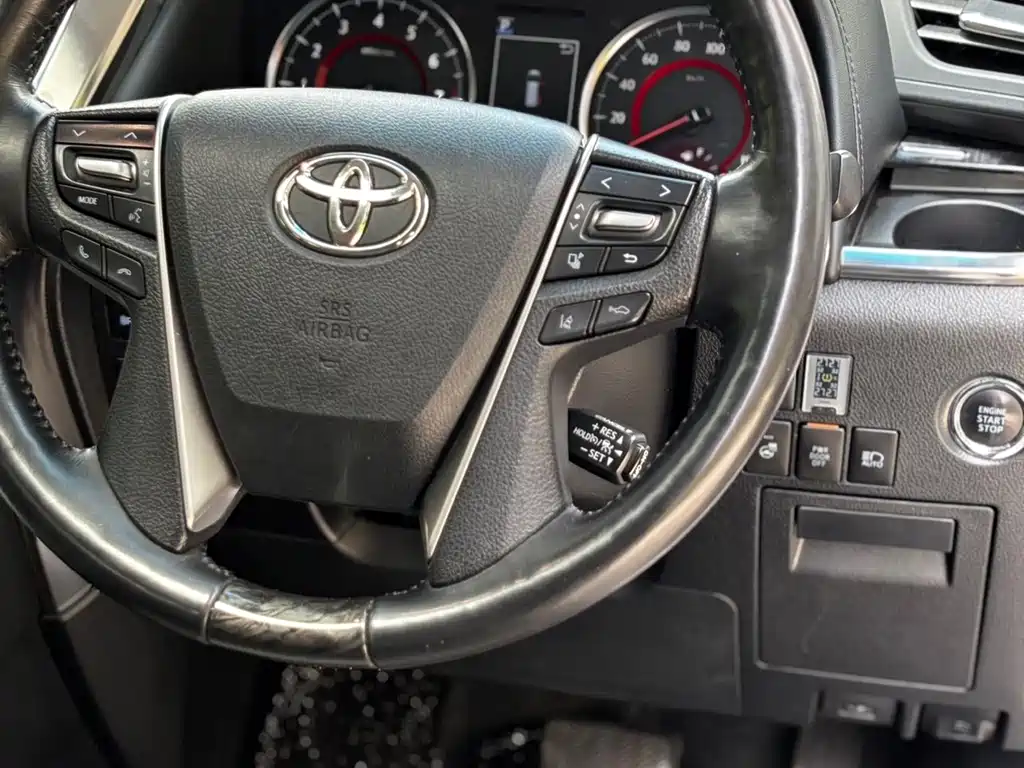 Toyota Alphard 2018 3.5L Luxury