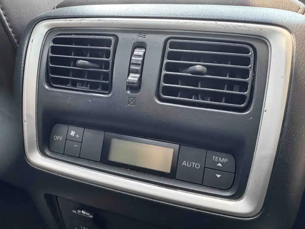 Infiniti QX60 (Import) — миниатюра 21