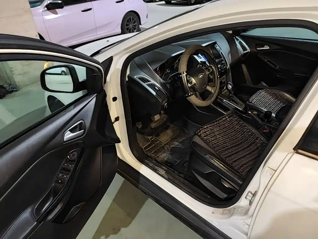 Ford Focus — миниатюра 18