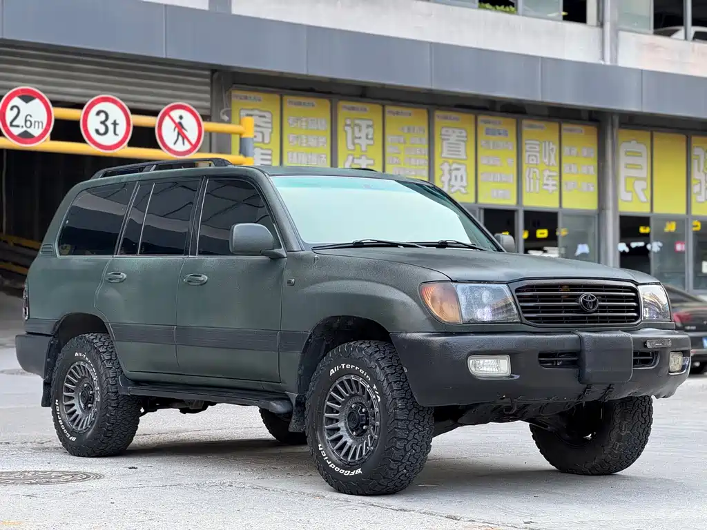 Toyota Land Cruiser — миниатюра 3