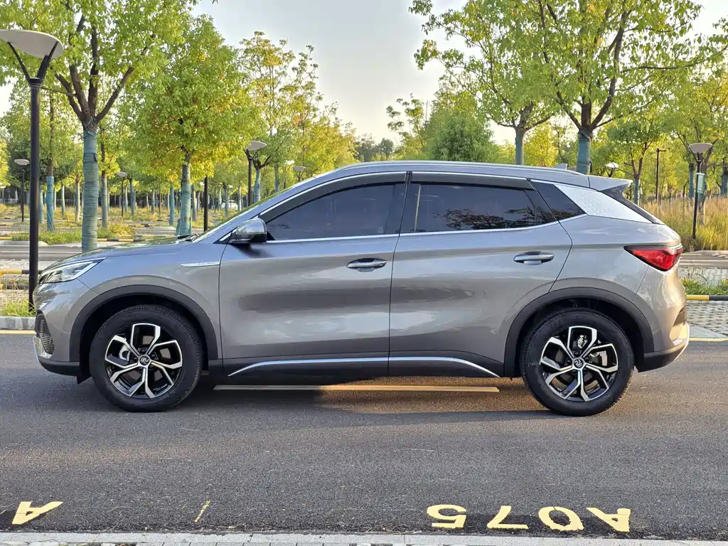 BYD Yuan Plus — миниатюра 7