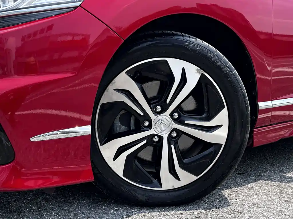 Honda Spirior — миниатюра 5