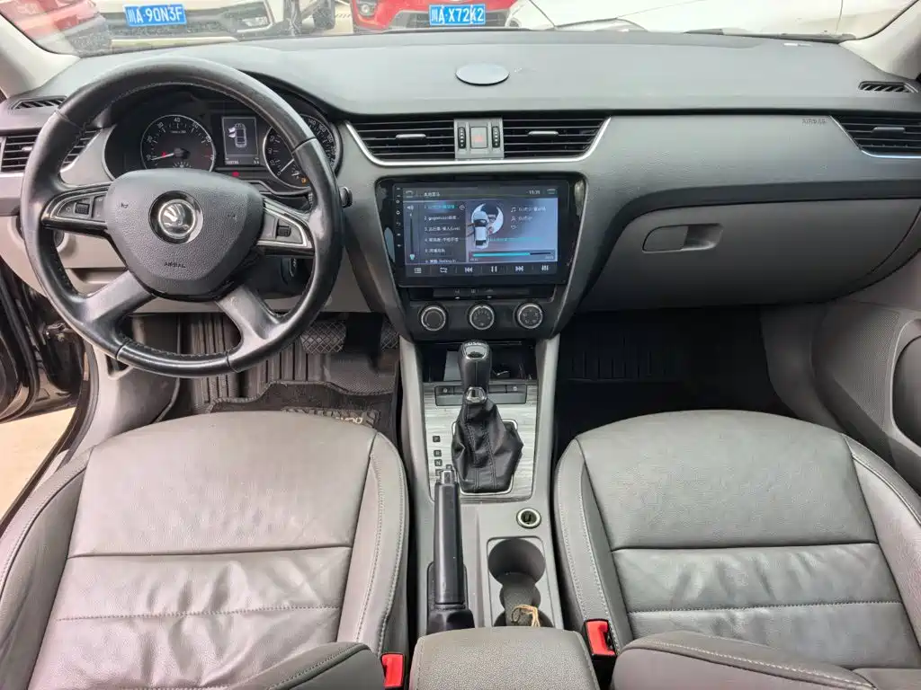 Skoda Octavia — миниатюра 10