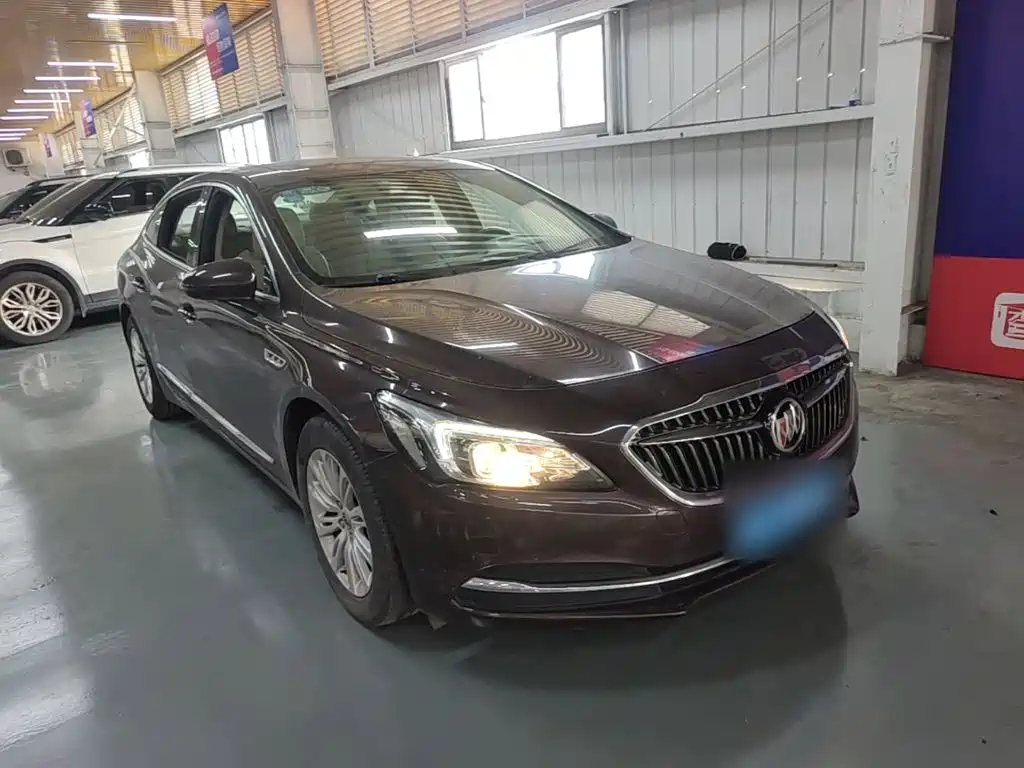 Buick LaCrosse — миниатюра 4
