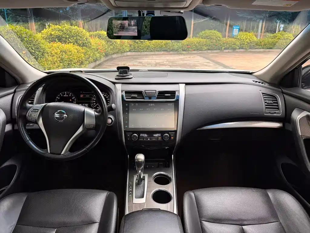 Nissan Teana — миниатюра 8