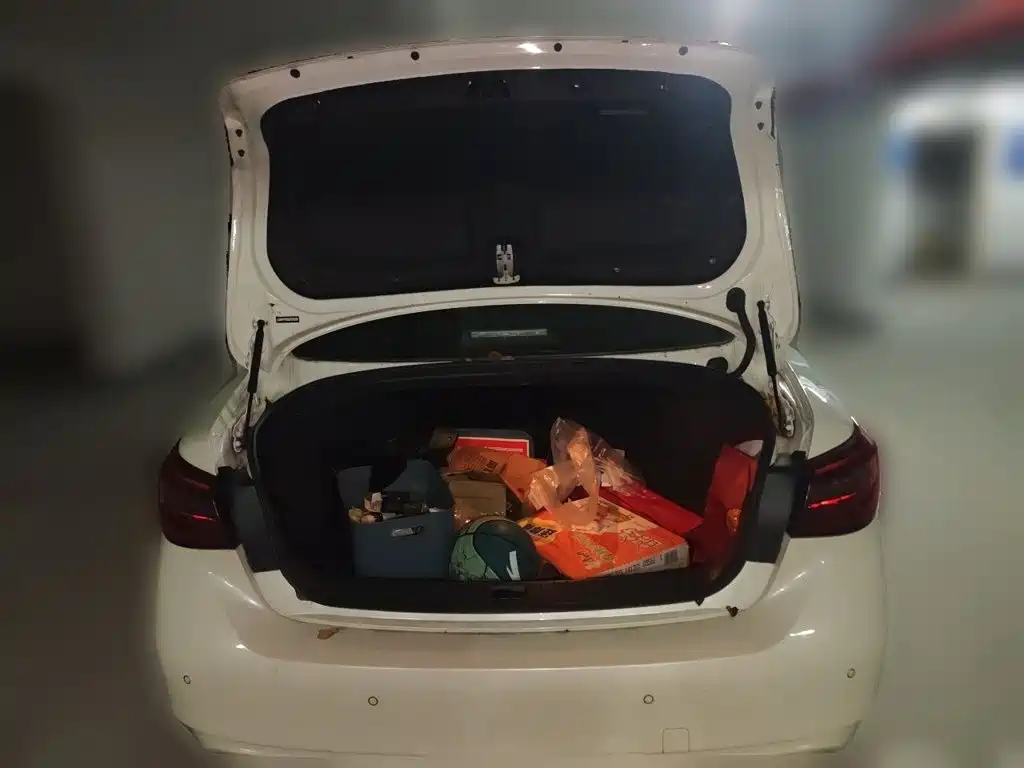 Infiniti Q50L — миниатюра 10