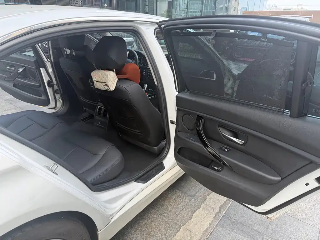 BMW 3 Series — миниатюра 16