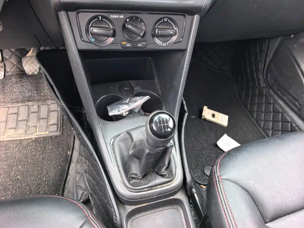 Volkswagen Polo — миниатюра 13