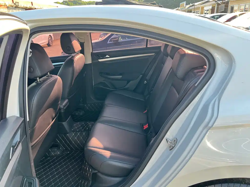 Volkswagen Bora — миниатюра 10