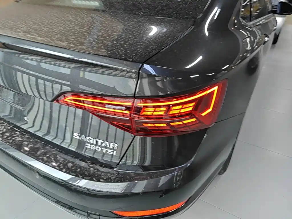 Volkswagen Sagitar — миниатюра 8